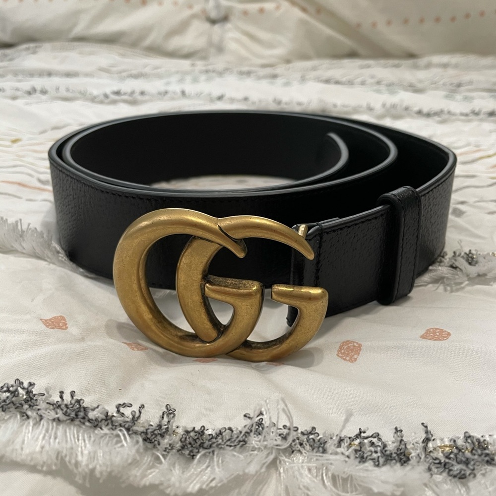 Gucci Black Leather GG Belt - Size 105cm